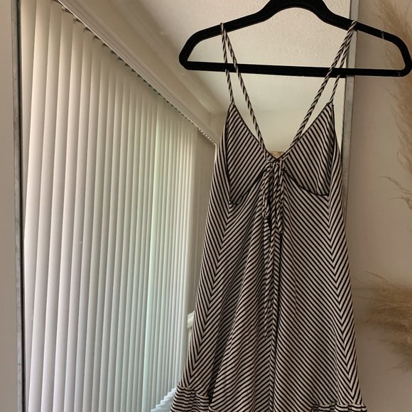 Stripe Knit Ruffle Romper - Picture 6 of 9